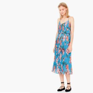 NWOT mango pleated dress